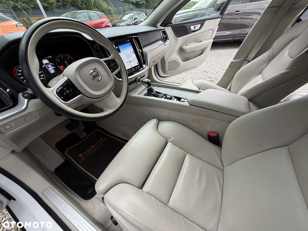 Volvo V60 D4 Inscription - 19