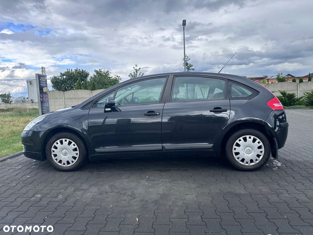 Citroën C4 1.4 16V X - 1