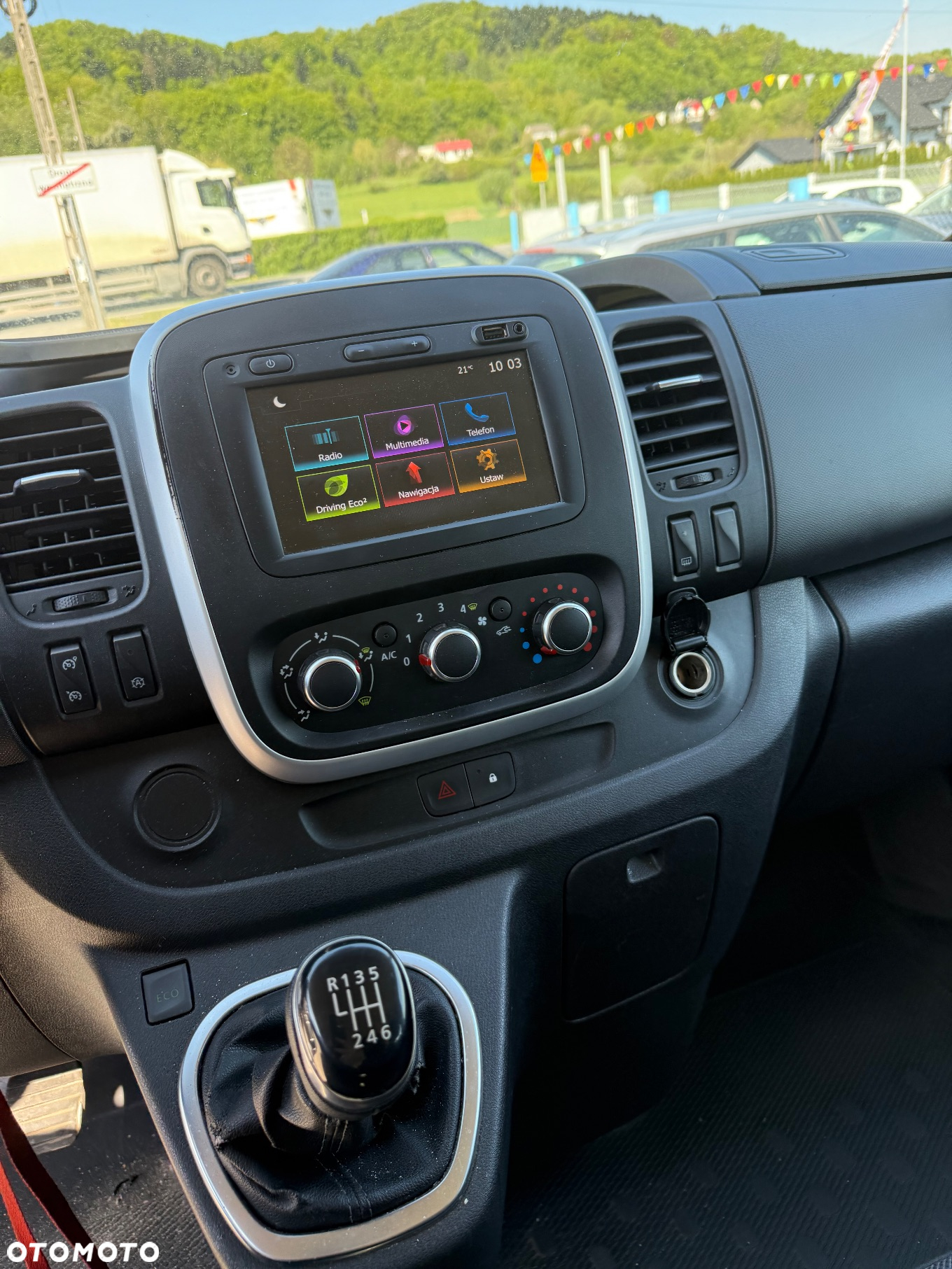 Renault Trafic SpaceClass 2.0 dCi - 13