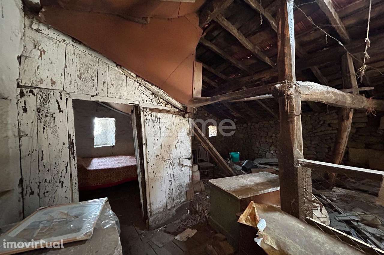 Moradia para restauro – Santo André, Montalgre - Grande imagem: 5/13