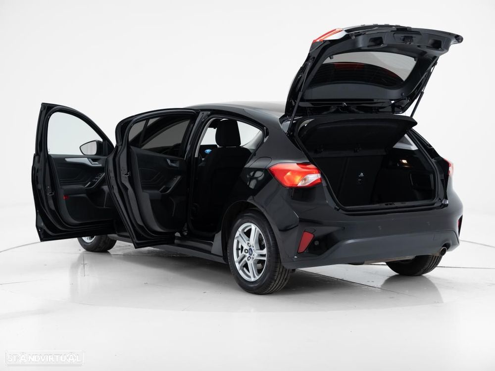 Ford Focus 1.5 TDCi ECOBlue Active - 6