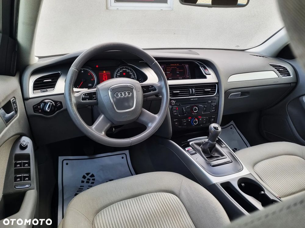 Audi A4 Avant 2.0 TDI - 7