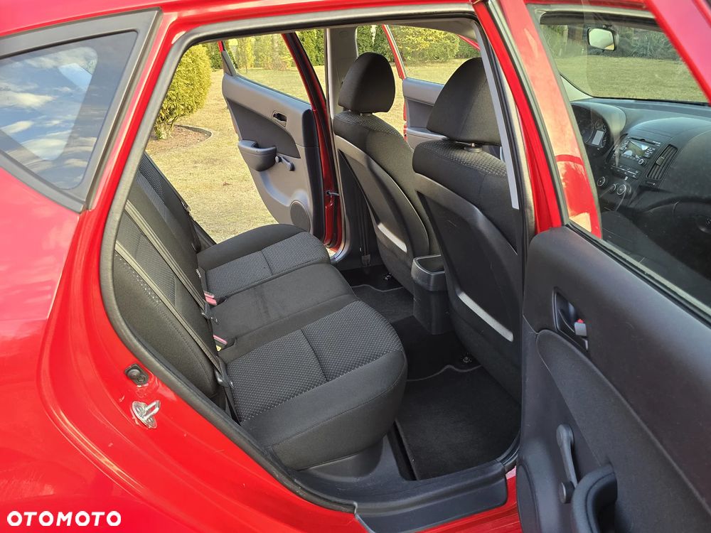 Hyundai i30 1.4 Classic + - 7