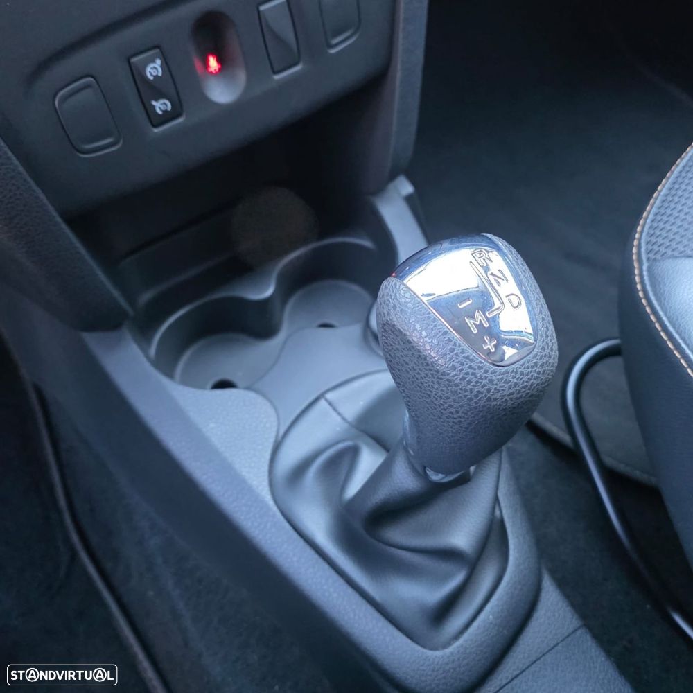 Dacia Sandero Stepway TCe 90 Easy-R Celebration - 7