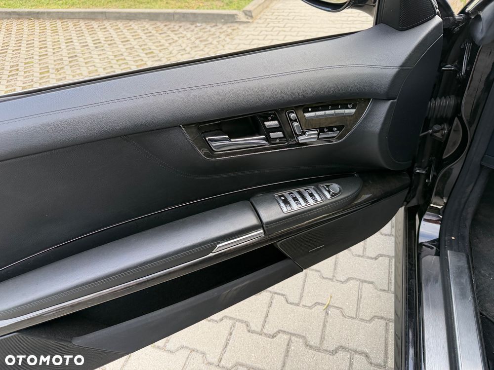 Mercedes-Benz CL 63 AMG 7G-TRONIC - 31