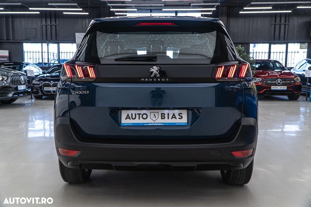 Peugeot 5008 PureTech 130 EAT8 Stop & Start Allure Pack - 26