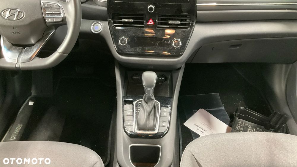 Hyundai IONIQ Hybrid Platinum - 5