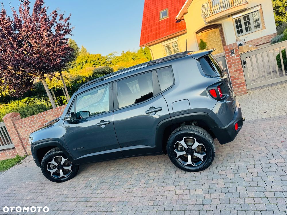 Jeep Renegade 1.3 T-GDI 4xe PLUG-IN Hybrid Automatik Trailhawk - 35