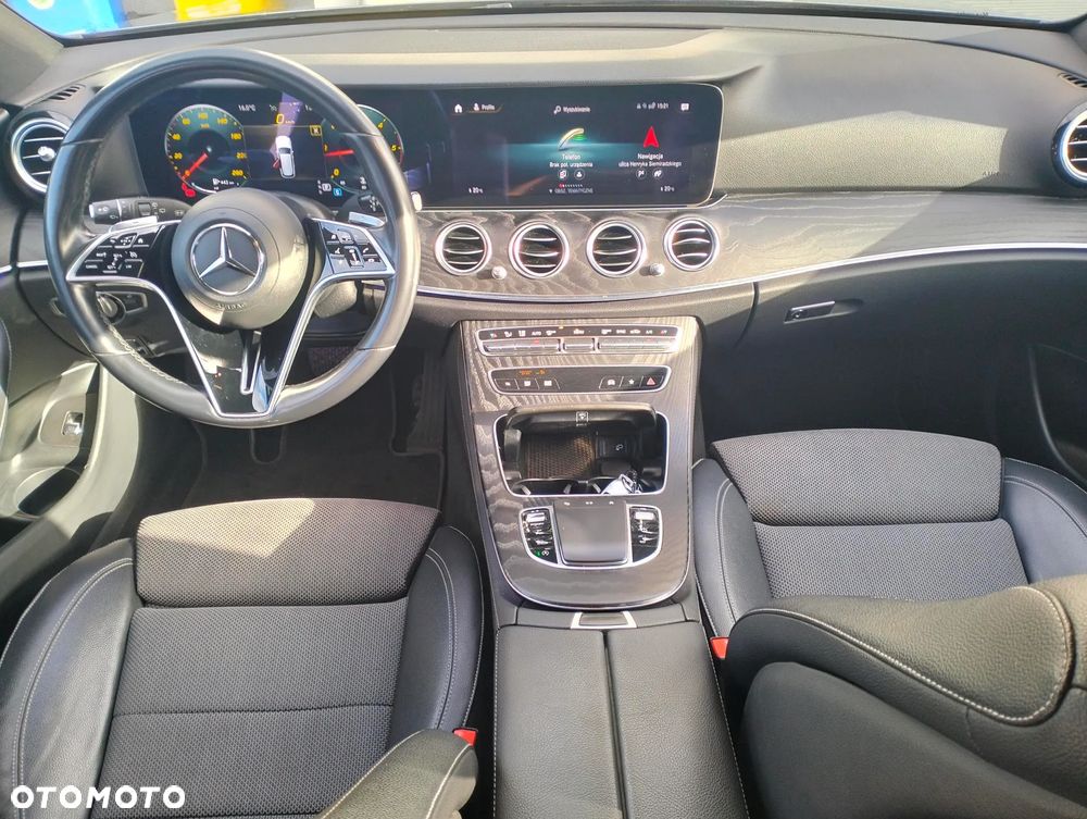 Mercedes-Benz Klasa E 220 d Avantgarde - 5