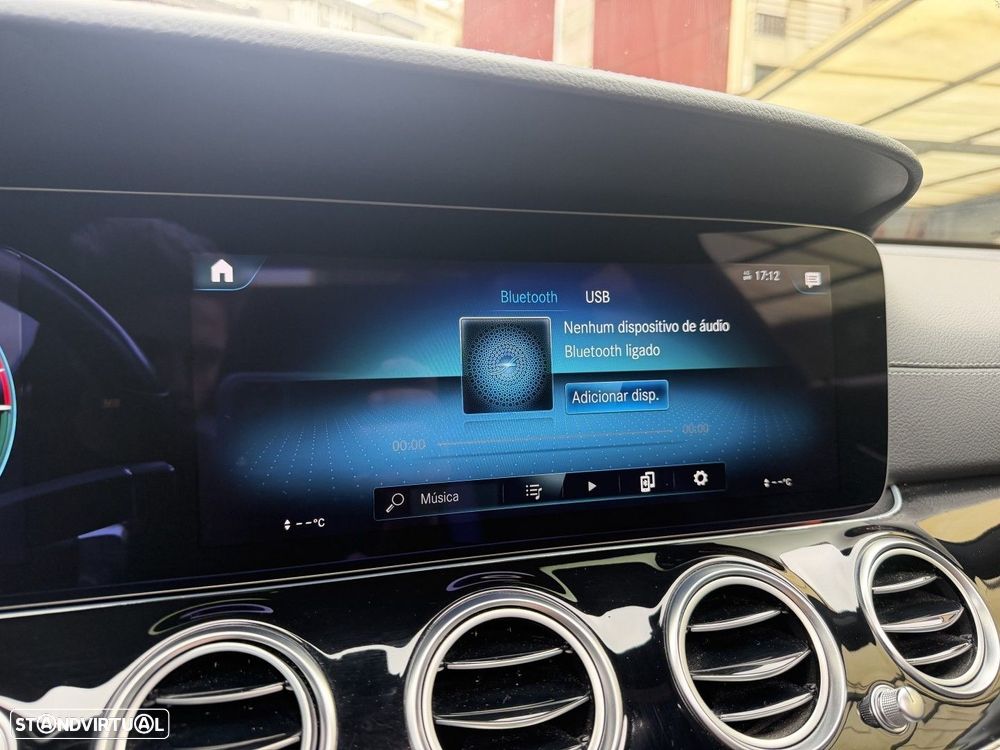 Mercedes-Benz E 300 de AMG Line - 49