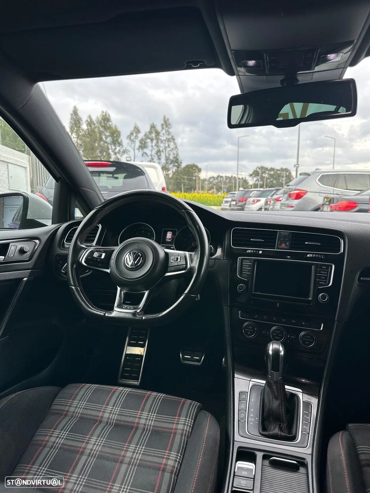 VW Golf 2.0 TSi GTi DSG - 13