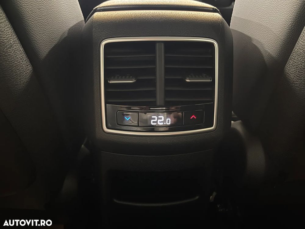 Kia Sportage 1.6 T-GDI HEV 6AT 4x2 Business Line - 23