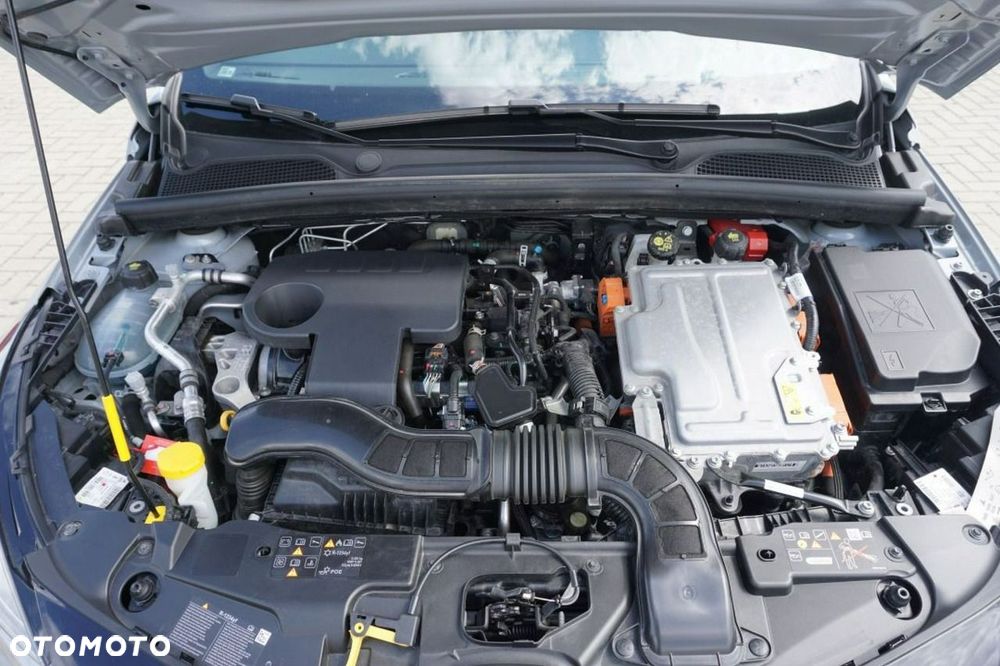 Renault Clio 1.6 E-TECH Techno - 12