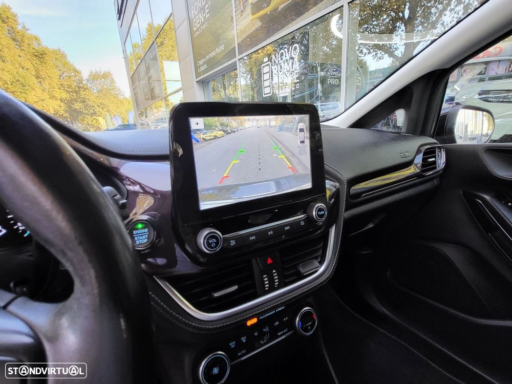 Ford Fiesta 1.5 TDCi Vignale - 14