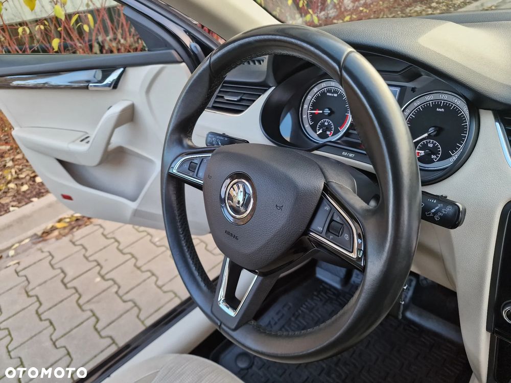 Skoda Octavia 1.6 TDI Style - 12