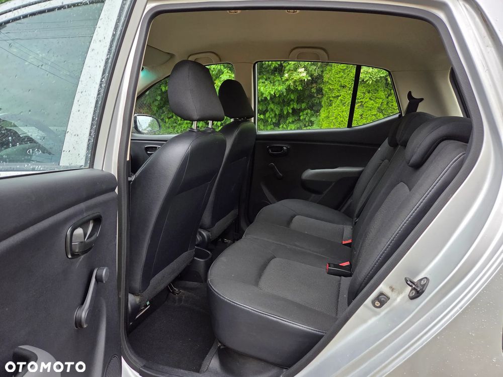 Hyundai i10 1.1 Classic - 12