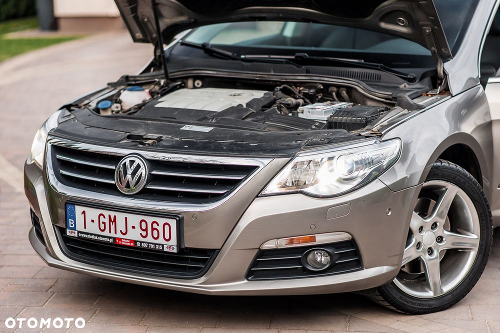 Volkswagen Passat CC - 12
