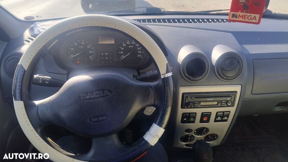 Dacia Logan 1.6 MPI Laureate - 8