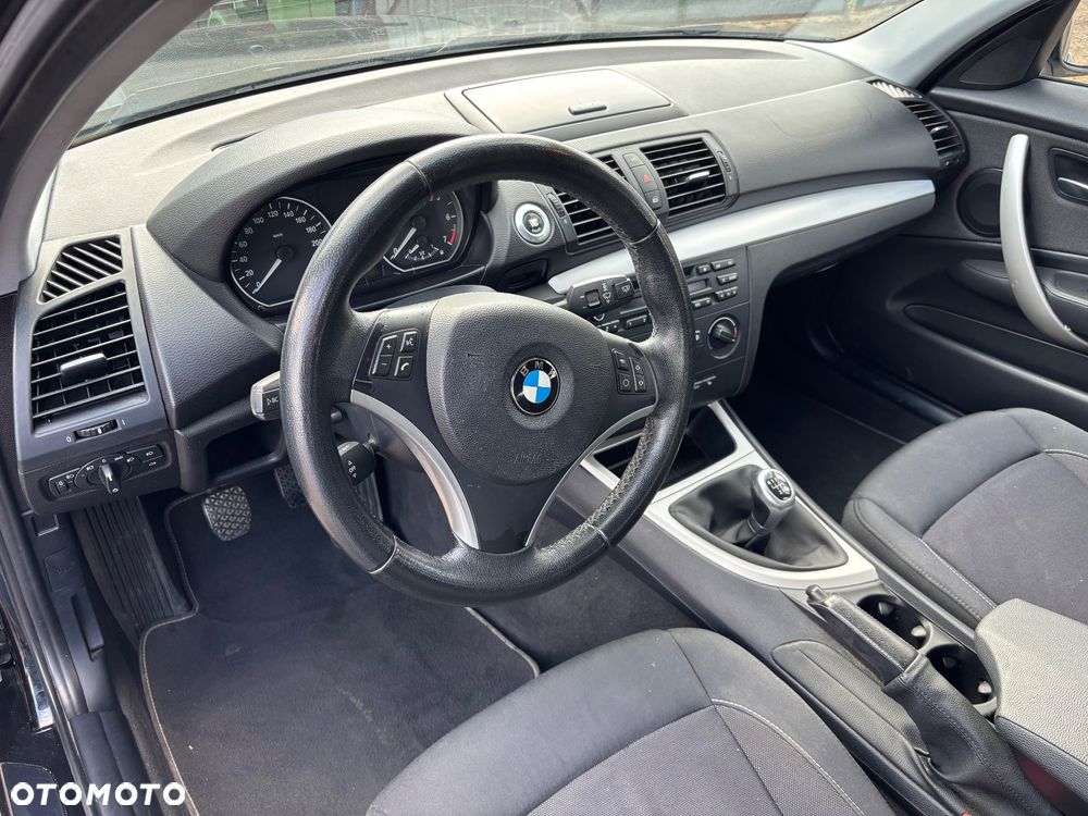 BMW Seria 1 - 11