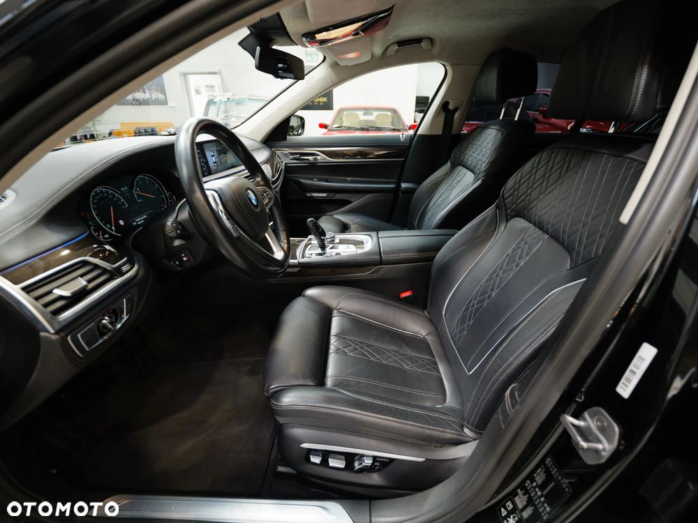 BMW Seria 7 730d xDrive - 15