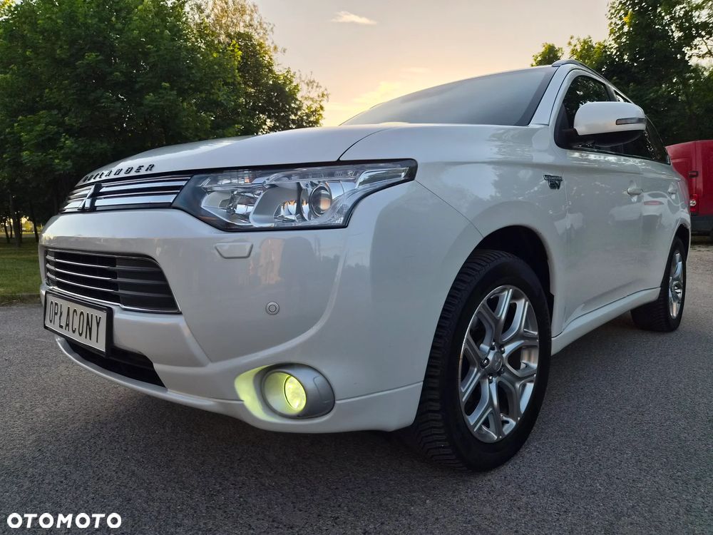Mitsubishi Outlander - 10