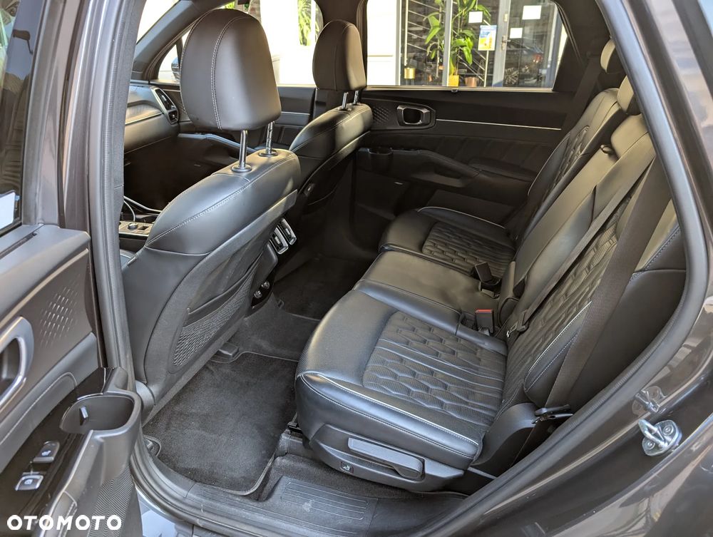 Kia Sorento 1.6 T-GDI HEV Prestige Line 4WD 7os - 9