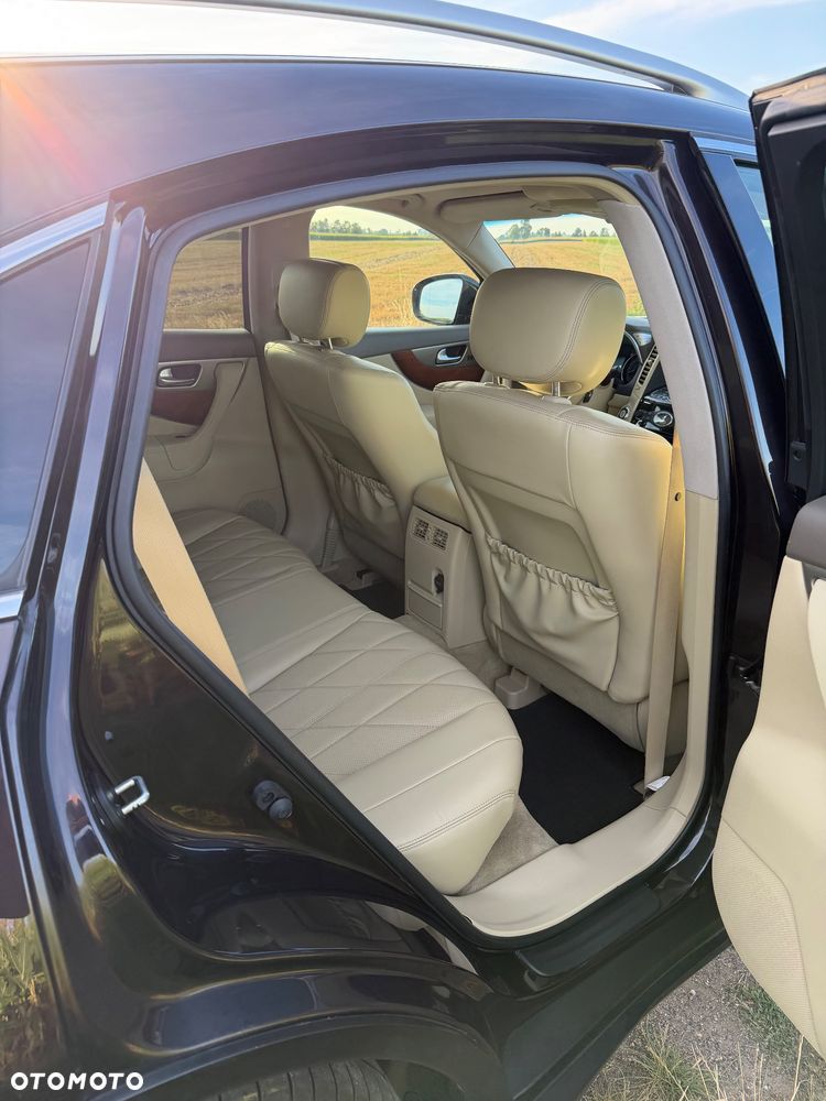 Infiniti QX70 3.7 S Premium EU6 - 12