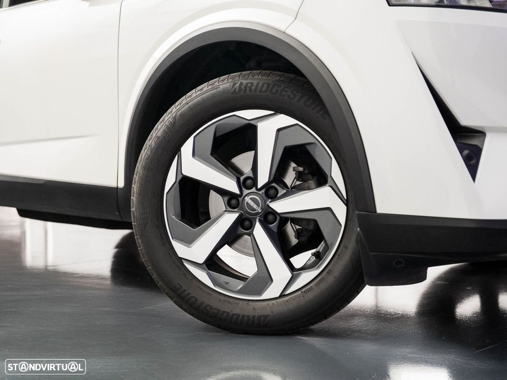 Nissan Qashqai 1.3 DIG-T N-Connecta - 12