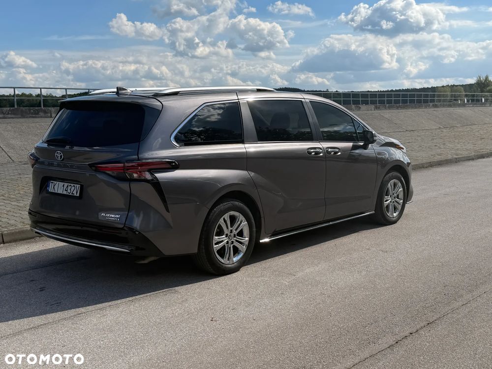 Toyota Sienna 3.5 V6 - 34