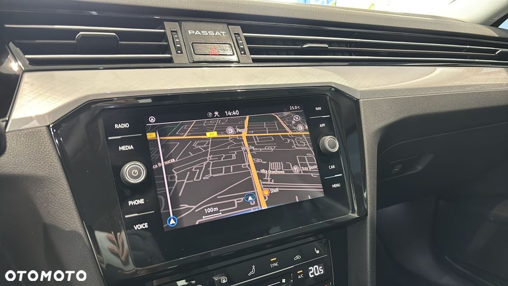Volkswagen Passat 2.0 TDI EVO Business DSG - 20
