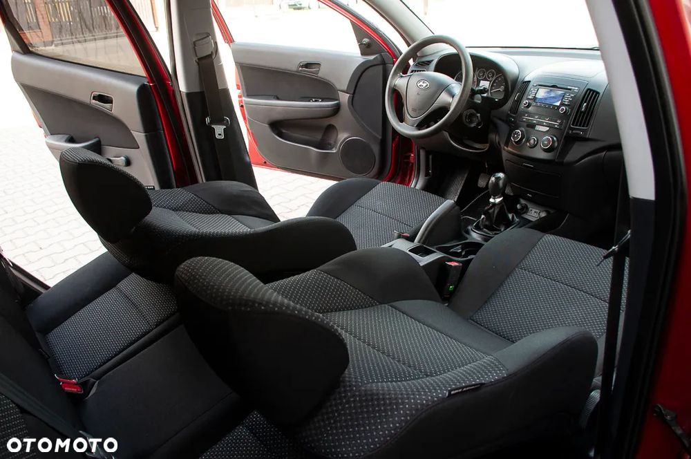 Hyundai i30 1.4 Edition 20 - 27
