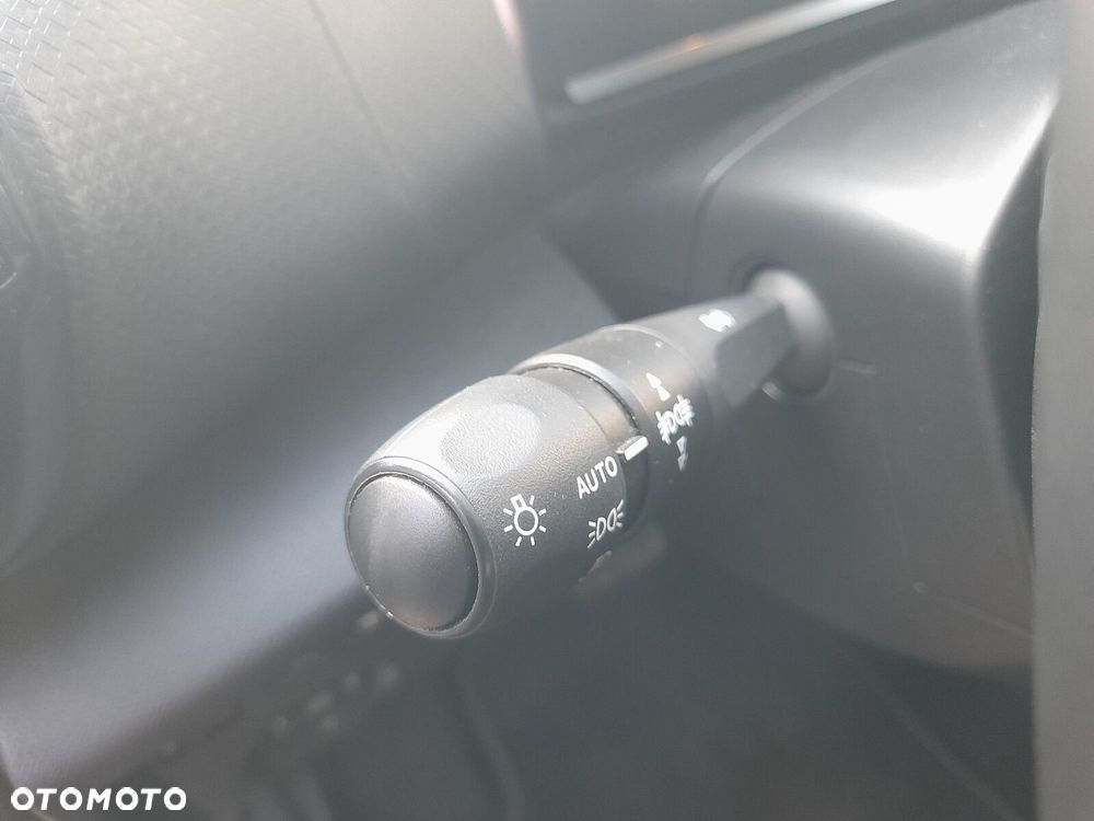Citroën C4 1.5 BlueHDi Max S&S EAT8 - 15