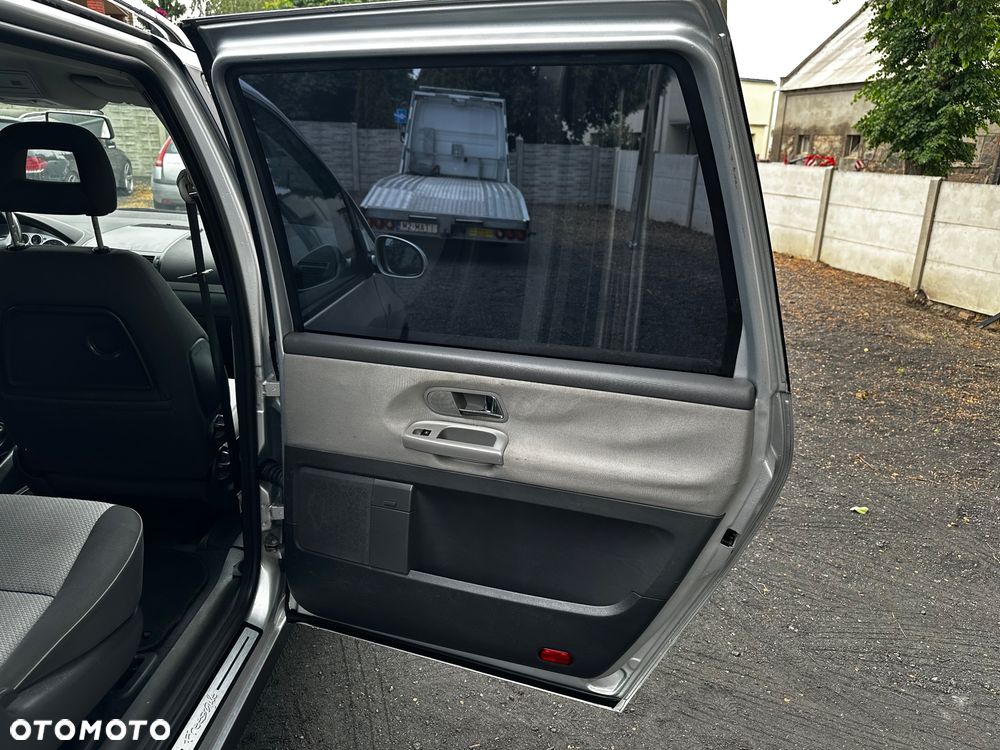 Volkswagen Sharan 1.8 5V Turbo Freestyle - 17