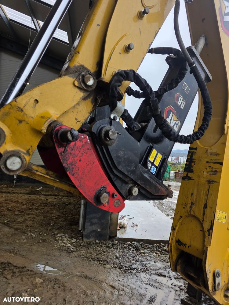 Cupla rapida mecanica buldoexcavator JCB 3CX / 4 CX CAT VOLVO KOMATSU CASE NEW HOLLAND - 1