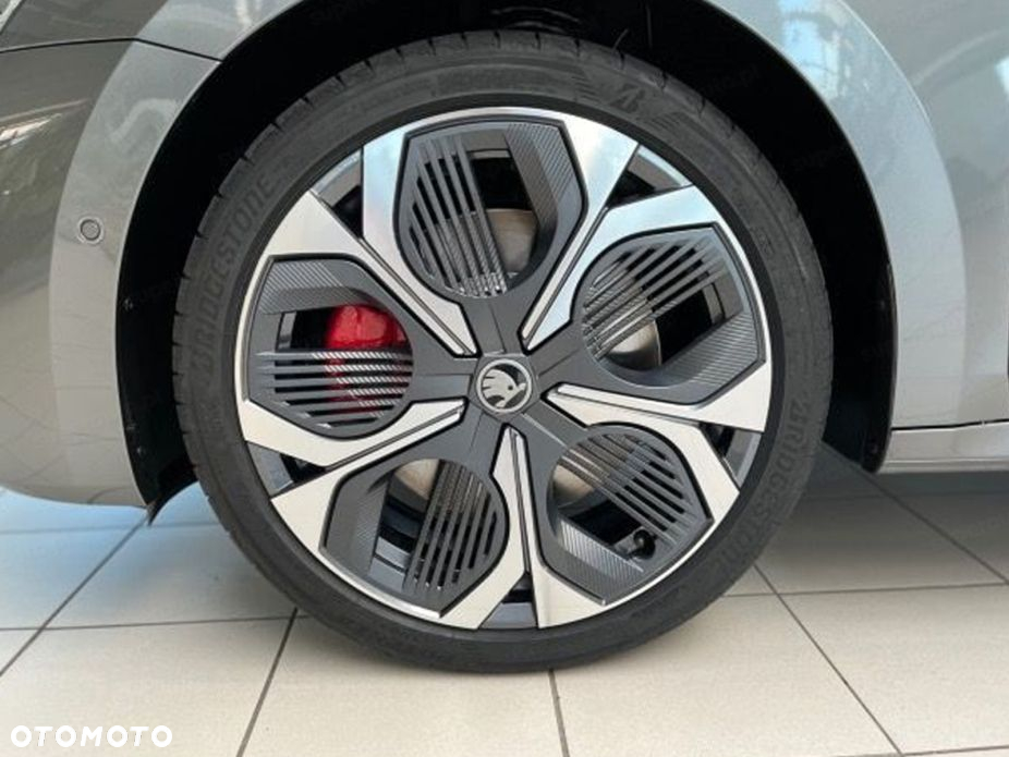 Skoda Octavia 2.0 TSI RS DSG - 14