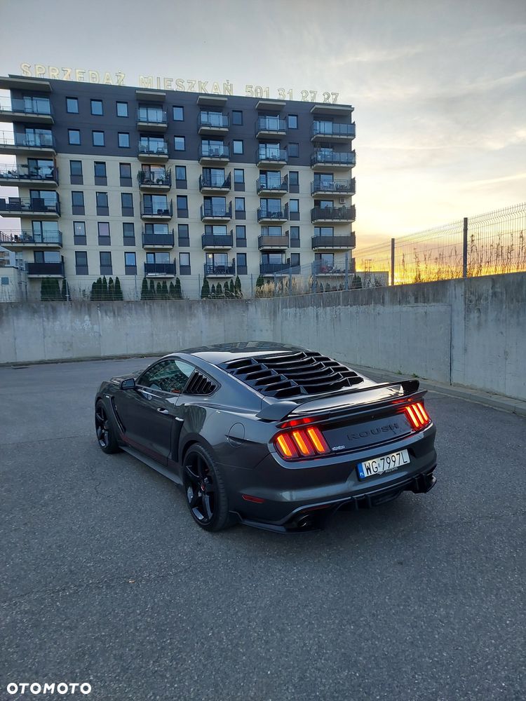 Ford Mustang - 27