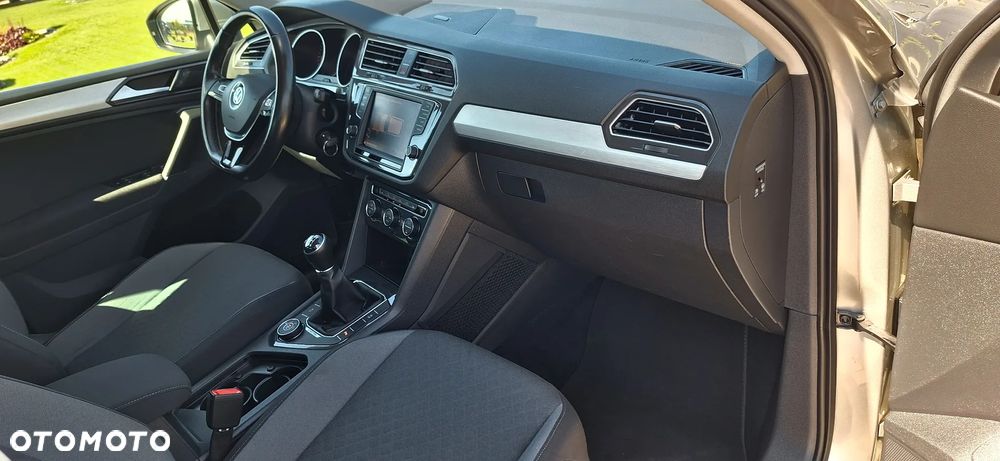 Volkswagen Tiguan - 18