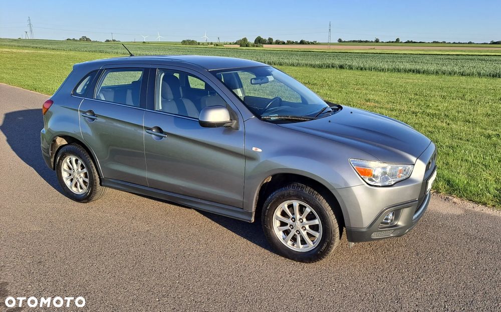 Mitsubishi ASX - 5