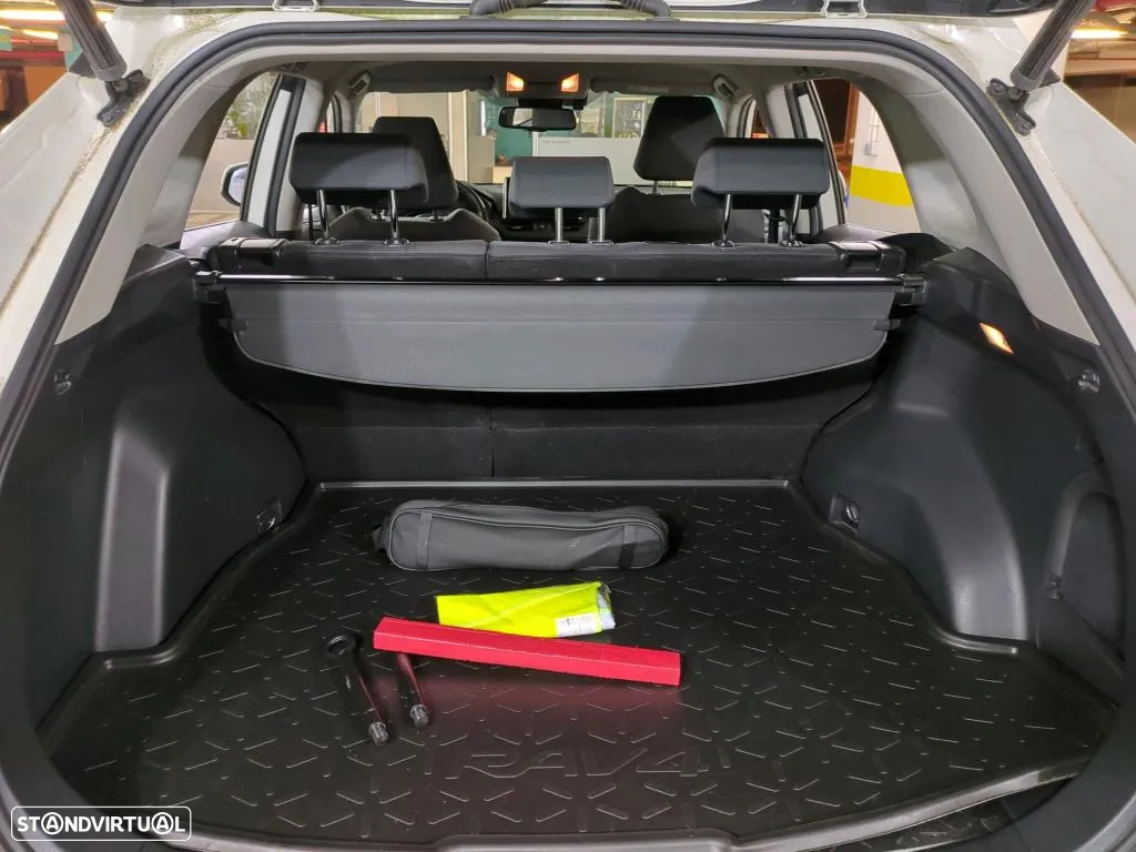 Toyota RAV4 2.5 HDF Comfort - 10