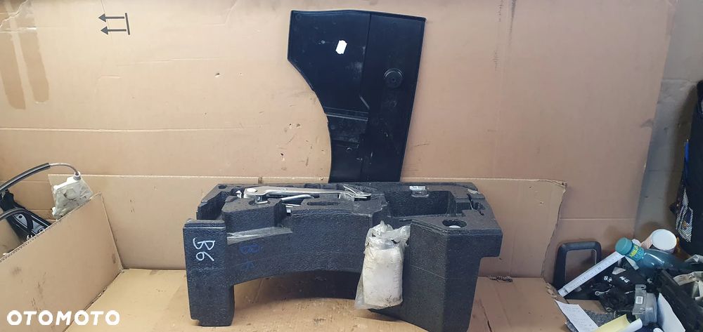 Wkład bagażnika lewarek klucz oryginał VW Passat B6 3C5012115C - 1