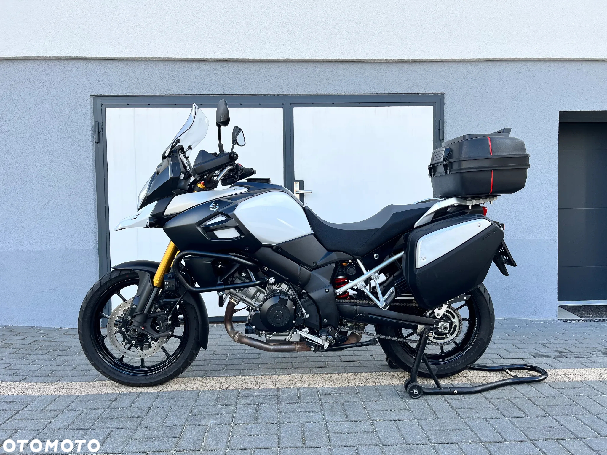 Suzuki V-STROM - 6