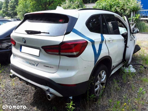 Ćwiartka prawa BMW X1 F48 21r