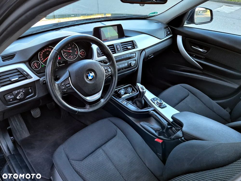 BMW Seria 3 318d DPF Edition Sport - 6