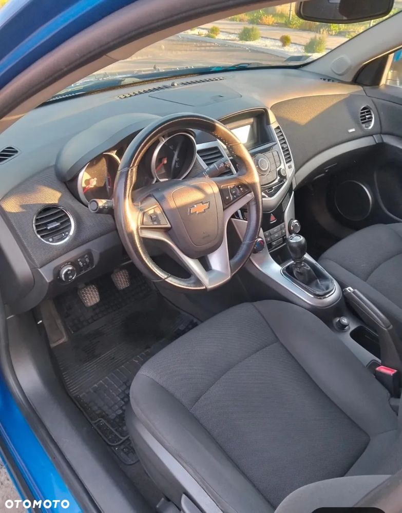 Chevrolet Cruze 1.8 LT - 6