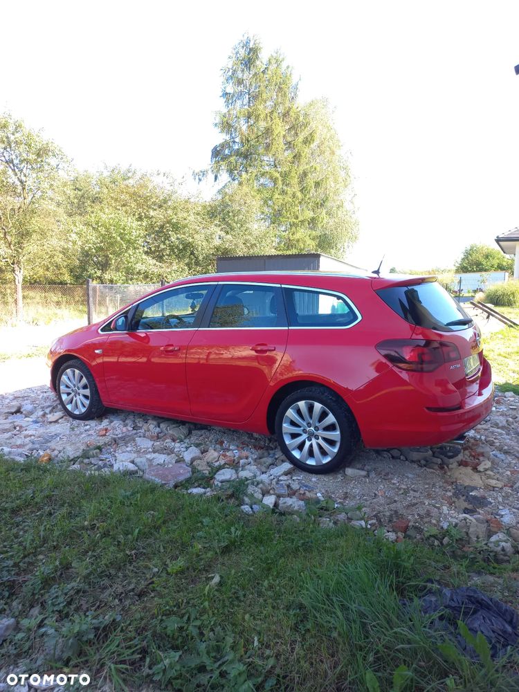 Opel Astra 1.4 T Cosmo - 6