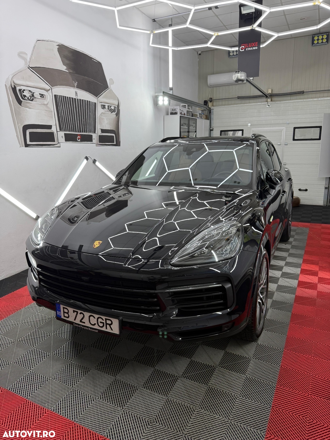 Porsche Cayenne - 12