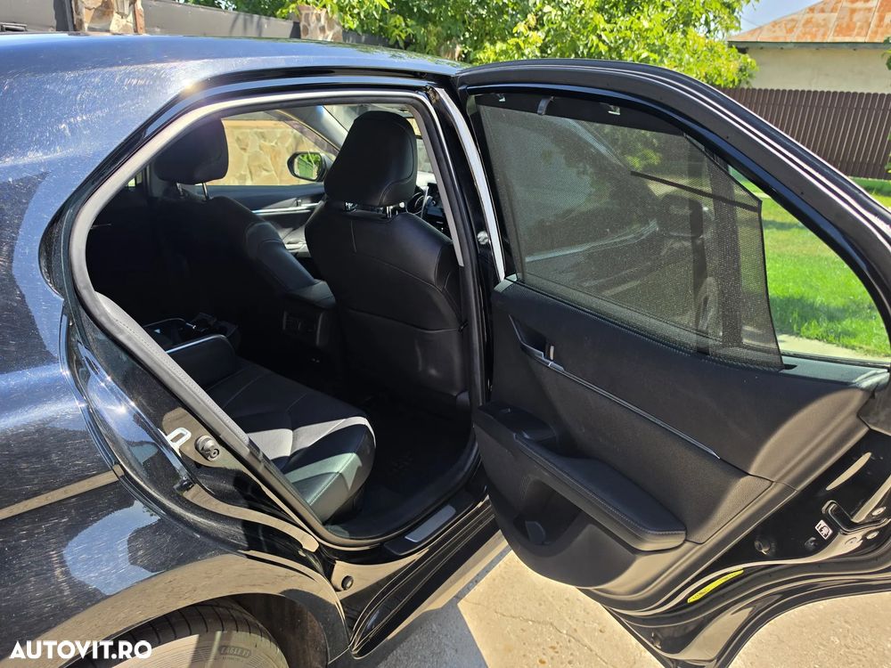 Toyota Camry 2.5 Exclusive - 16