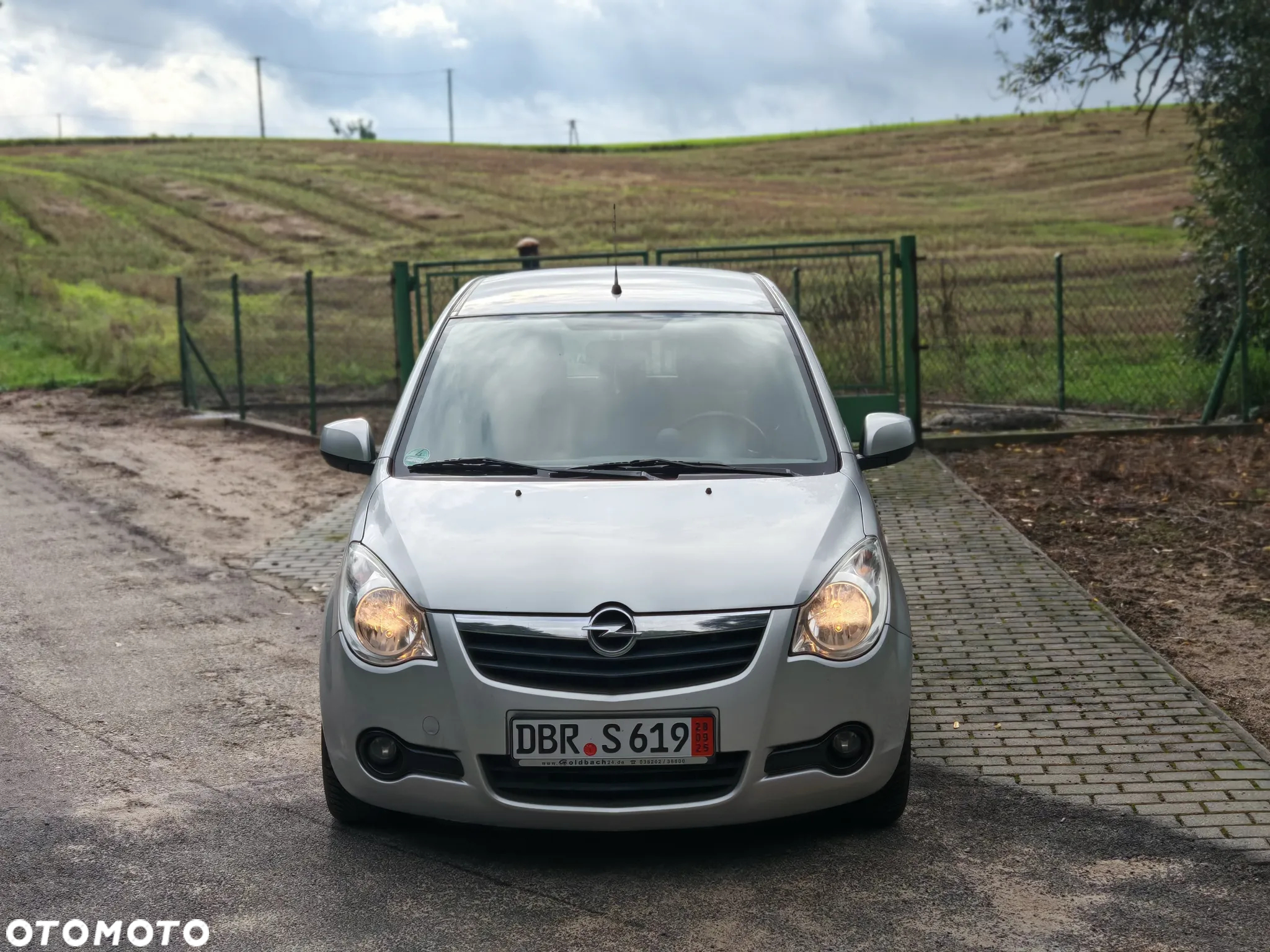 Opel Agila - 2