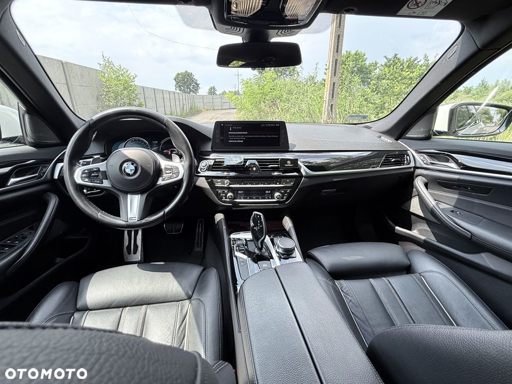 BMW Seria 5 540d xDrive M Sport sport - 9