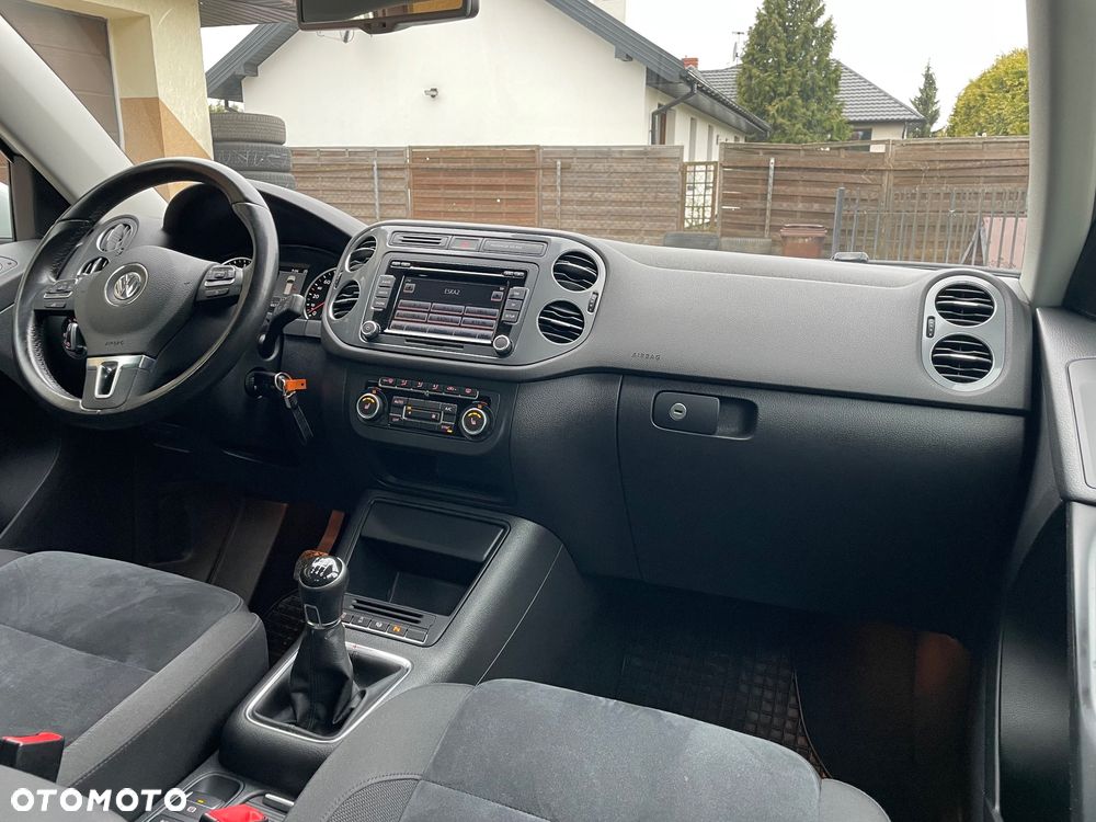 Volkswagen Tiguan 2.0 TDI 4Mot Perfectline R-Style - 34